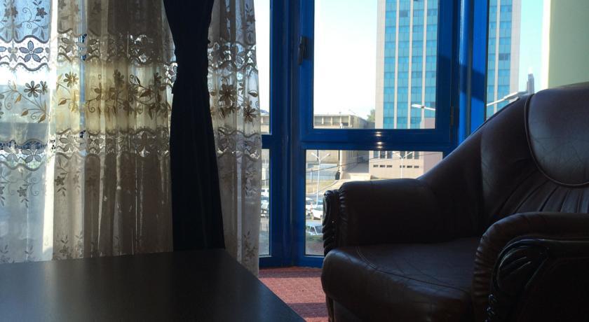 Hotel Real Приштина Екстер'єр фото