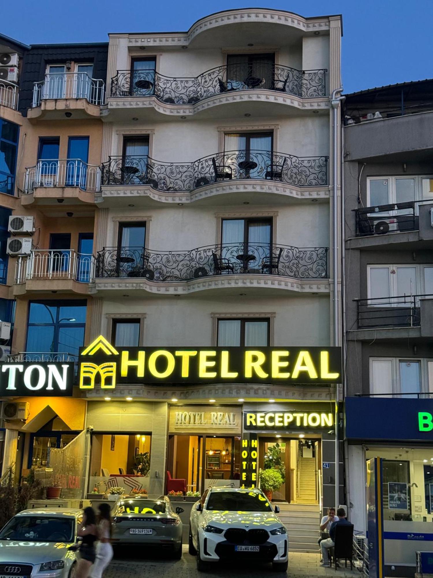 Hotel Real Приштина Екстер'єр фото