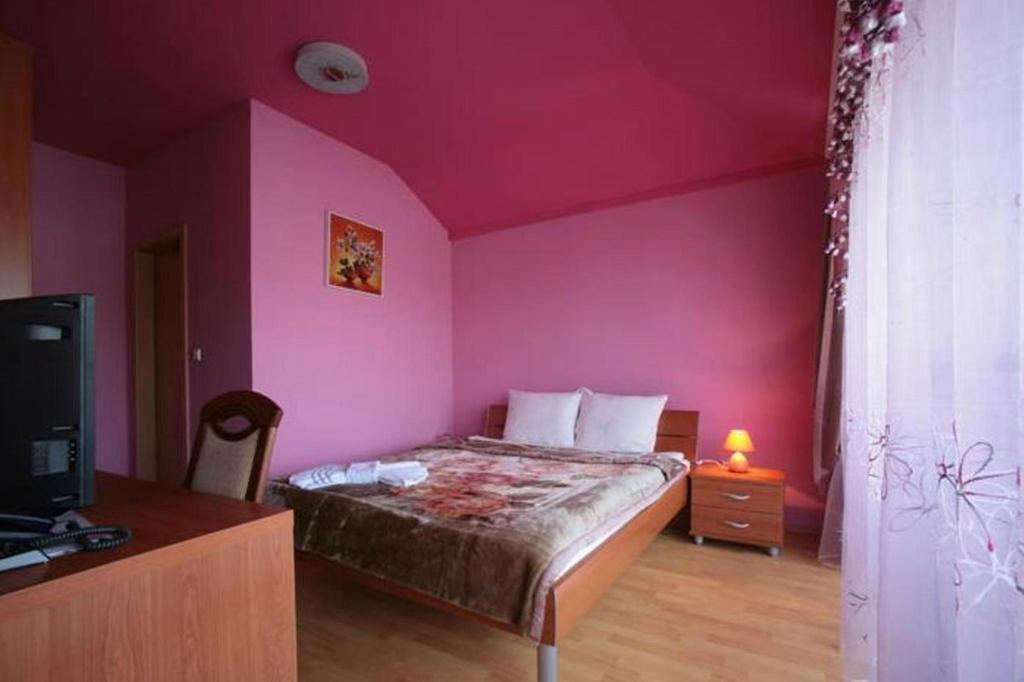 Hotel Real Приштина Номер фото